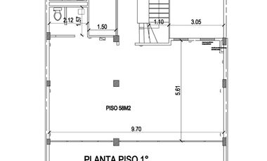 Oficina con cochera en el centro de Moron