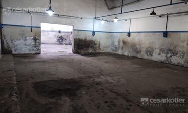 Depósito en Remedios De Escalada