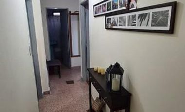 PH 4 ambientes en primer piso con 2 locales sobre esquina en Villa Ballester