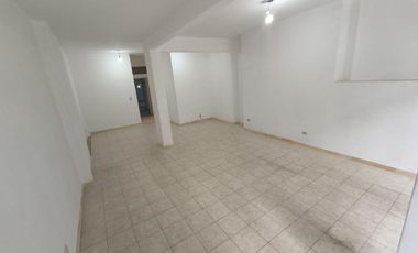 Venta Local Comercial   Depósito en barrio Martin