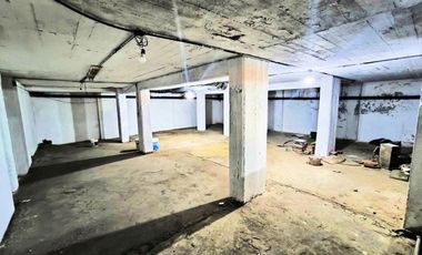 Venta Local Comercial   Depósito en barrio Martin