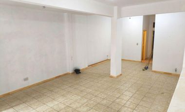 Venta Local Comercial   Depósito en barrio Martin