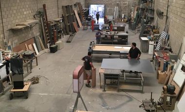 Excelente establecimiento Industrial con 554 m2 cubiertos en Pablo Nogues