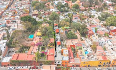 Venta de Casa en Privada en el Centro de San Miguel – Ameublada y Rooftop