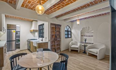 Venta de Casa en Privada en el Centro de San Miguel – Ameublada y Rooftop