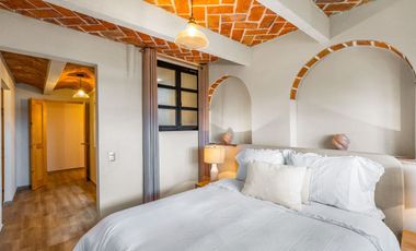 Venta de Casa en Privada en el Centro de San Miguel – Ameublada y Rooftop