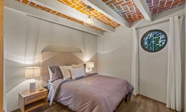 Venta de Casa en Privada en el Centro de San Miguel – Ameublada y Rooftop
