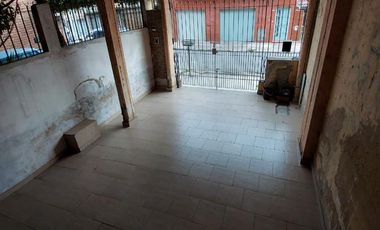 PH EN VENTA PASAJE GRIERSON 4250 (LANUS)