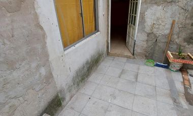 PH EN VENTA PASAJE GRIERSON 4250 (LANUS)