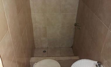 PH EN VENTA PASAJE GRIERSON 4250 (LANUS)
