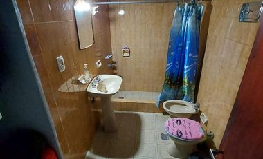 PH EN VENTA PASAJE GRIERSON 4250 (LANUS)