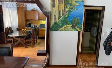 CASA Venta -Lomas de San Isidro