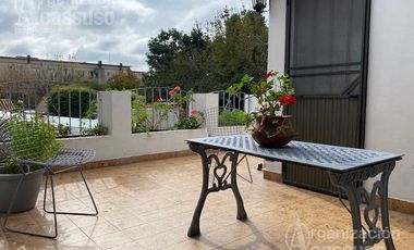 CASA Venta -Lomas de San Isidro