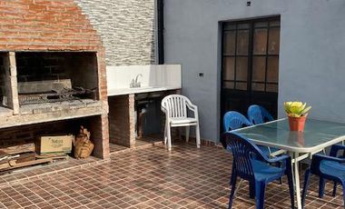 CASA Venta -Lomas de San Isidro