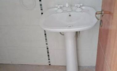 Casa en venta - 2 Dormitorios 2 Baños - 110Mts2 - Ramos Mejía