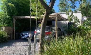 Casa en venta sobre lote interno en Santa María de Tigre