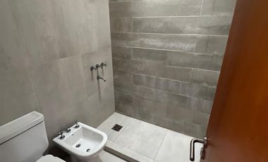 EN VENTA DUPLEX  3 DORM LA CALANDRIA