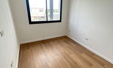 EN VENTA DUPLEX  3 DORM LA CALANDRIA