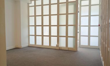 Oficina - Alquiler Av 9 de julio 1000 RECOLETA  140m2 piso entero