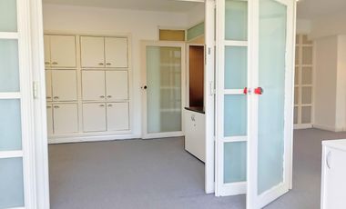 Oficina - Alquiler Av 9 de julio 1000 RECOLETA  140m2 piso entero