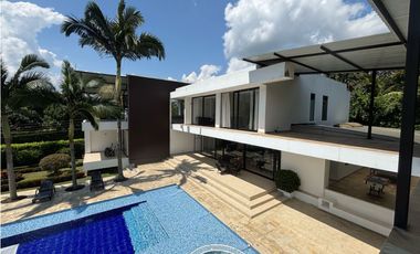 Venta casa en Villeta con lote