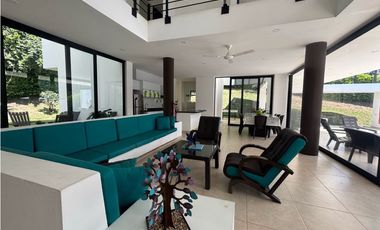 Venta casa en Villeta con lote