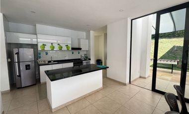 Venta casa en Villeta con lote