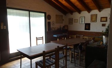 Casa ideal 2 familias, 6 ambientes con cochera y terraza, y 3 ambientes-en venta