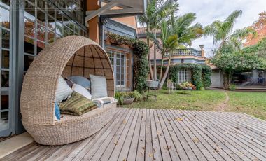 Casa refaccionada en venta  de 5 dormitorios en Martinez