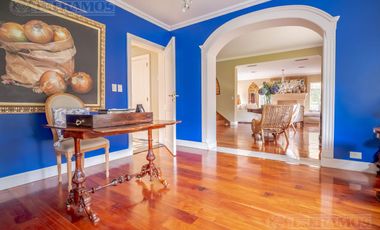 Casa refaccionada en venta  de 5 dormitorios en Martinez