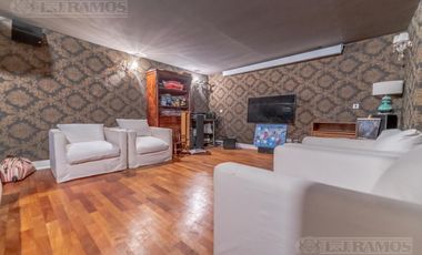 Casa refaccionada en venta  de 5 dormitorios en Martinez