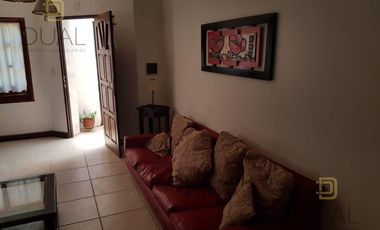 VENTA CASA 2 DORMITORIOS EN VILLA DIEGO AL 400