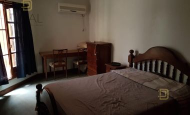 VENTA CASA 2 DORMITORIOS EN VILLA DIEGO AL 400