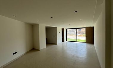 Casa en venta en Life, Bosque Real