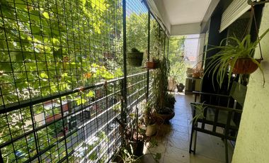 Departamento en venta 4 amb + dependencia + cochera y baulera