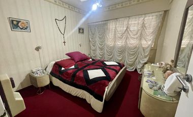 Departamento en venta 4 amb + dependencia + cochera y baulera