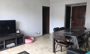 Amplio departamento de 4 ambientes