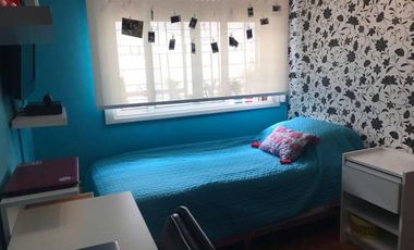 Amplio departamento de 4 ambientes