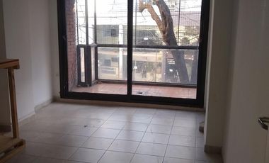 Oficina en  Billinghurst 1100 e/ Gorriti y J A Cabrera