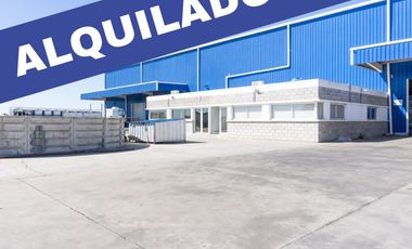 Depósito en Zarate KM 90 4300 M2 AAA CON ROCEADORES - ALQUILADO