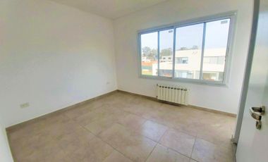 Casa en venta en Pilar del Este - Casas del Este