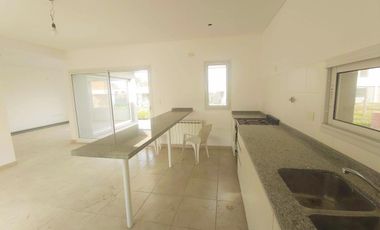 Casa en venta en Pilar del Este - Casas del Este