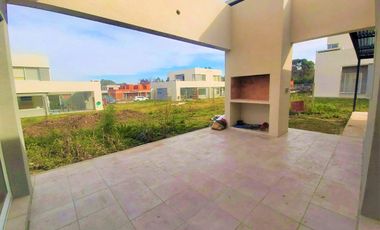Casa en venta en Pilar del Este - Casas del Este
