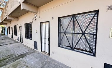 Departamentos en venta - 4 Dormitorios 4 Baños - 332Mts2 - Morón