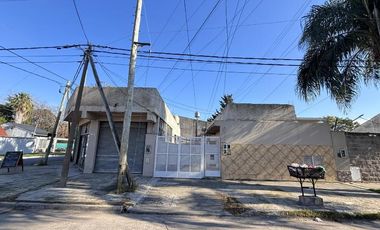 Departamentos en venta - 4 Dormitorios 4 Baños - 332Mts2 - Morón