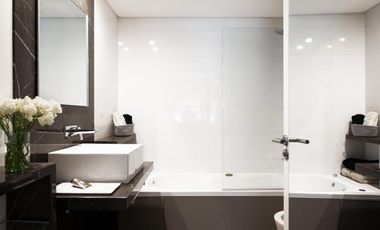 Venta EXCLUSIVO DOS AMBIENTES C COCHERA/  Diseño y Categoría en AL RIO Vicente López