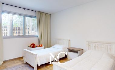 Casa en venta en Pinamar Barrio Pioneros seguridad 24hs