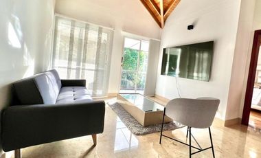 VENTA CASA EN EL POBLADO EL TESORO 456MTS