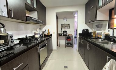 Venta de casa en el Poblado- cerca al centro comercial El Tesoro