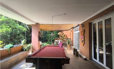 Venta de casa en el Poblado- cerca al centro comercial El Tesoro